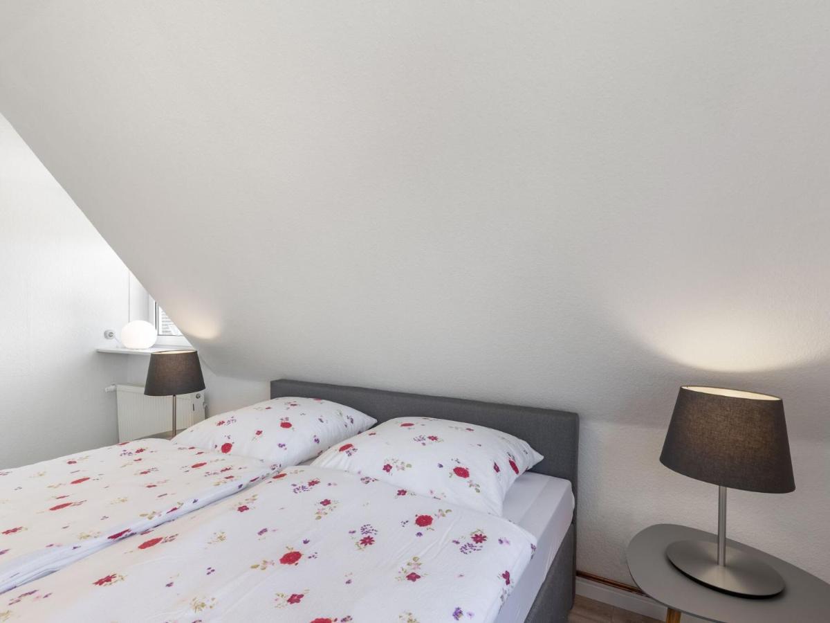 Scenic Apartment In Oldenburg Near Sea And Forest Max 3 Adults Dannau Bagian luar foto